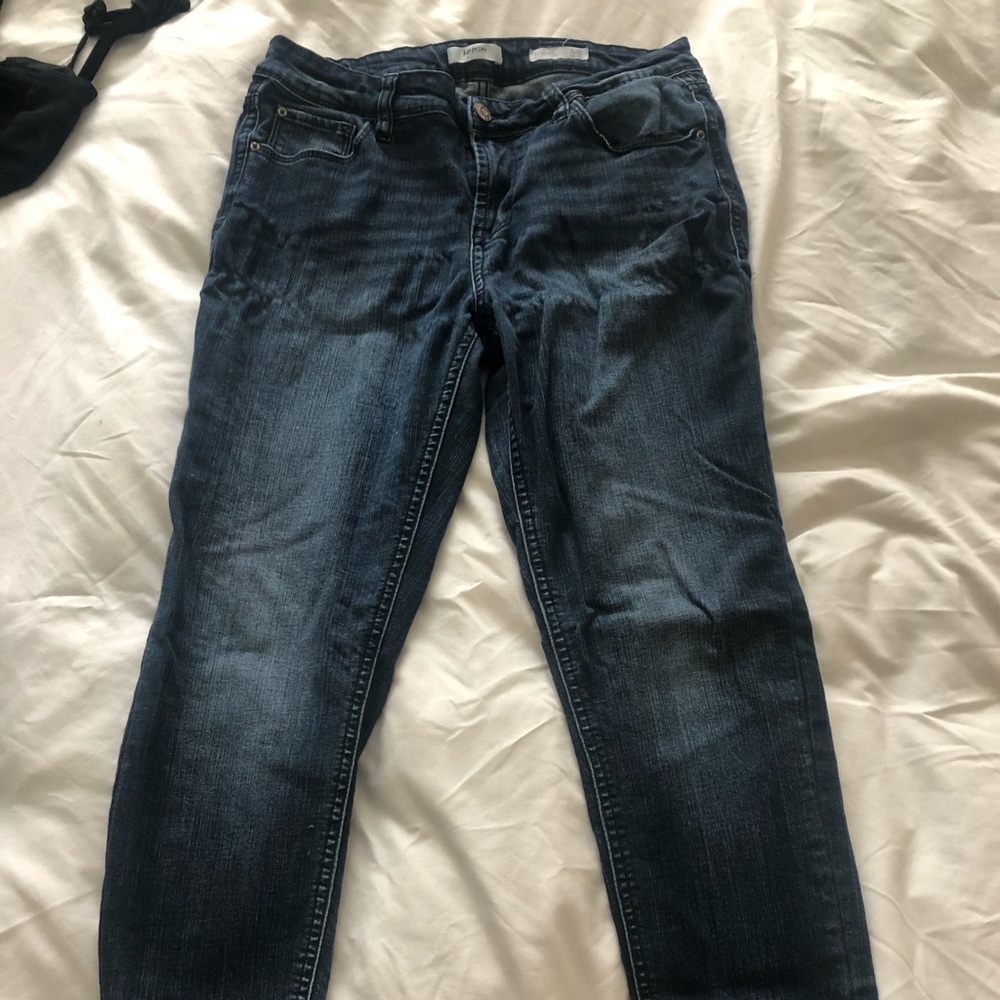 Mid rise jeans.